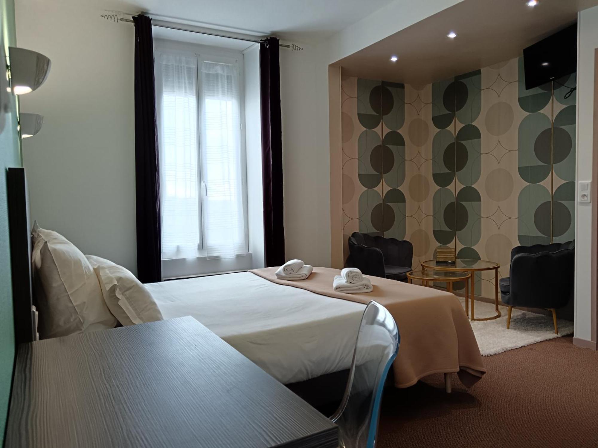 Hotel Du Chateau Alvignac Buitenkant foto